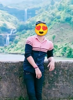 Raj - Male escort in Mumbai Photo 5 of 7