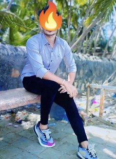 Raj - Male escort in Mumbai Photo 7 of 7