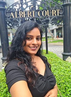 Rajeshwari Safe and Secure Call Girl - escort in Hyderabad Photo 2 of 3