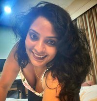 Rajeshwari Vip Call Girls Service - escort in Coimbatore
