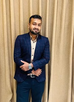Arafat 01 - Male escort in Dhaka Photo 12 of 18