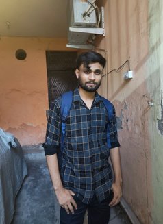 Rajib Roy , Big Dick, 30-40 min timing - Acompañantes masculino in New Delhi Photo 4 of 4