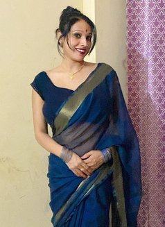 Rajkot Call Girls Available 24*7 - escort in Rajkot Photo 3 of 5