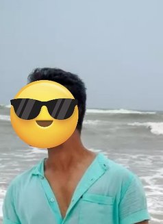 Rajroadster - Male escort in Bangalore Photo 1 of 3