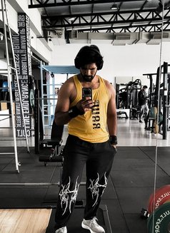 Raju Ravan - Male escort in Bangalore Photo 4 of 6