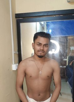 Rajutopx - masseur in Kolkata Photo 3 of 11