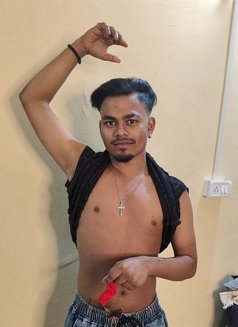 Rajutopx - masseur in Kolkata Photo 8 of 11