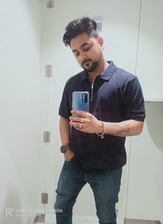 Rajveer - Acompañantes masculino in New Delhi Photo 6 of 6