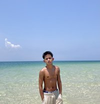 Raka - Male escort in Bali