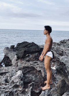 Raka - Male escort in Bali Photo 3 of 7