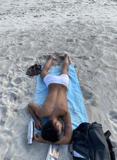 Raka - Male escort in Bali Photo 6 of 7