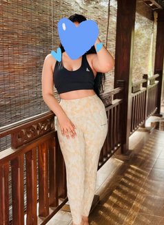 Taniya Cam Show and Meet - puta in Mumbai Photo 1 of 3