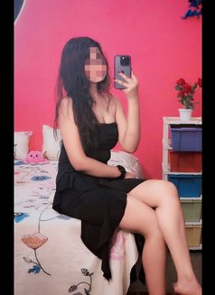 Kavita (Cam Show & Sex Chat) Meet Up - masseuse in Pune Photo 1 of 3