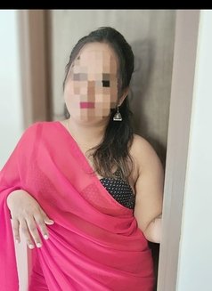 Rakhi - escort in Mumbai Photo 1 of 1