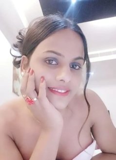 Divya _8inch dick - Transsexual escort in Lucknow Photo 3 of 23