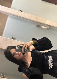 Rakhi - Intérprete transexual de adultos in New Delhi Photo 3 of 3