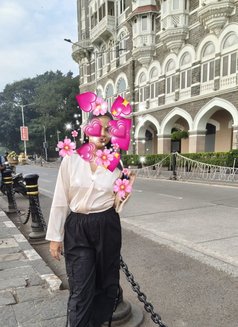 Rakhi Kumari - escort in Mumbai Photo 2 of 3