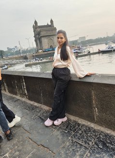 Rakhi Kumari - puta in Mumbai Photo 1 of 4