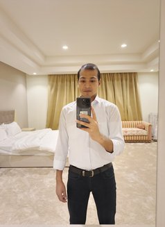 Rakib - Acompañantes masculino in Riyadh Photo 1 of 1