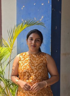 Rakshi - escort in Kochi Photo 3 of 3