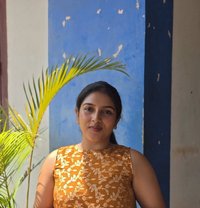 Rakshi - escort in Kochi