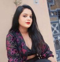 Rakti Saluja - escort in Indore