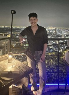 Ram - Male escort in Bangkok Photo 3 of 7