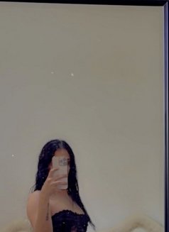 Rama Arab - Transsexual escort in Muscat Photo 3 of 5