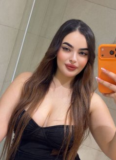 Rama - escort in Dubai Photo 3 of 5