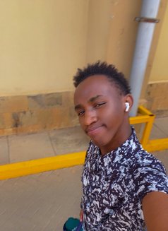 Ramah - Acompañantes masculino in Nairobi Photo 6 of 6