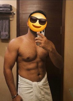 Raman (Cuckolding and 3sum specialist) - Male escort in Kolkata Photo 3 of 3