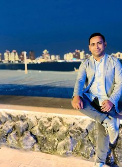 Rami - Male escort in Doha Photo 1 of 4