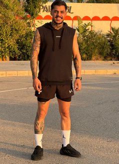 Rami - Male escort in Beirut Photo 5 of 6