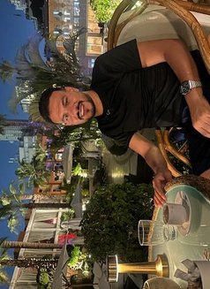Rami - Male escort in Cairo Photo 2 of 6