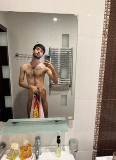 Ramil - Male escort in Baku Photo 5 of 5