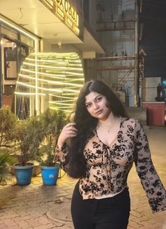 Ramiya - escort in Kochi Photo 2 of 8