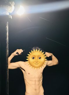 Hottie - Male escort in Kathmandu Photo 1 of 1