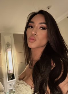 RAMONA - Agencia de acompañantes transexuales in Hong Kong Photo 24 of 24