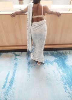 Ramya Chennai Tamil cam Girl & real meet - adult performer in Chennai Photo 5 of 6