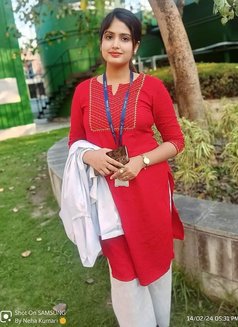 Ramya - puta in Chennai Photo 5 of 5