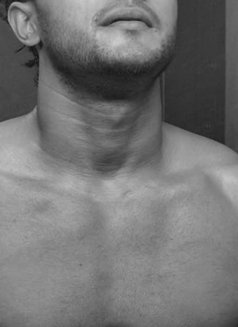 Ramz - Acompañantes masculino in Abu Dhabi Photo 1 of 4