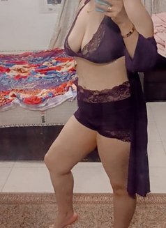 Rana - puta in Alexandria Photo 1 of 2