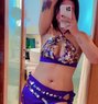 Rana - puta in Dubai Photo 6 of 10