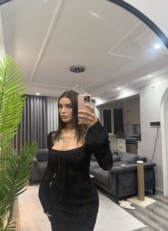 Rana Hot Curvy Tattoo Girl - puta in İstanbul Photo 24 of 24