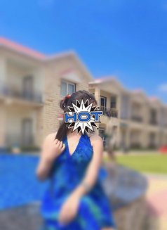 Real Meet & ( Cam face with nude) - puta in Chennai Photo 2 of 7