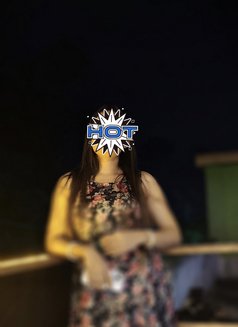 Real Meet & ( Cam face with nude) - puta in Chennai Photo 4 of 7