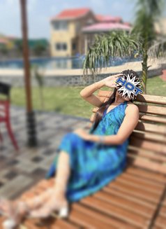 Real Meet & ( Cam face with nude) - puta in Chennai Photo 5 of 7