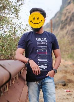 Rancho - Male escort in Pune Photo 1 of 3