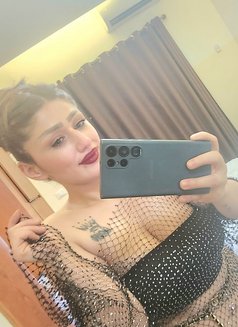 Tala - puta in Beirut Photo 6 of 7