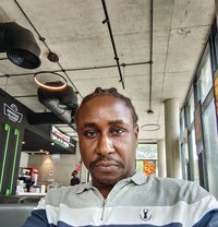 Randal Cumins - Masajista in Lagos, Nigeria